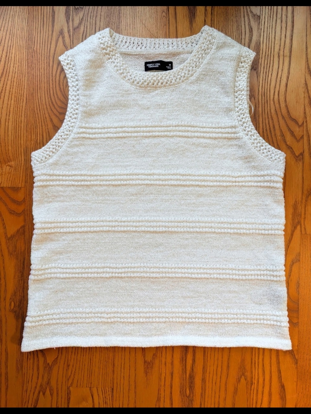 Simply Vera Wang CreamTextured Knit Sleeveless Top